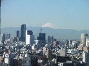 宿舎から富士を見る