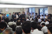 議面抗議集会①