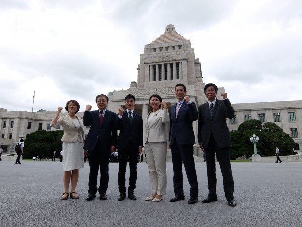 6人頑張るぞ