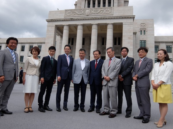 桜井充野党統一候補と共産党議員