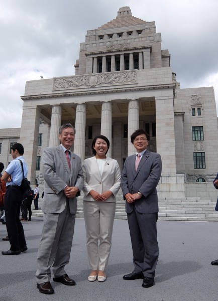 岩淵議員と両国対委員長